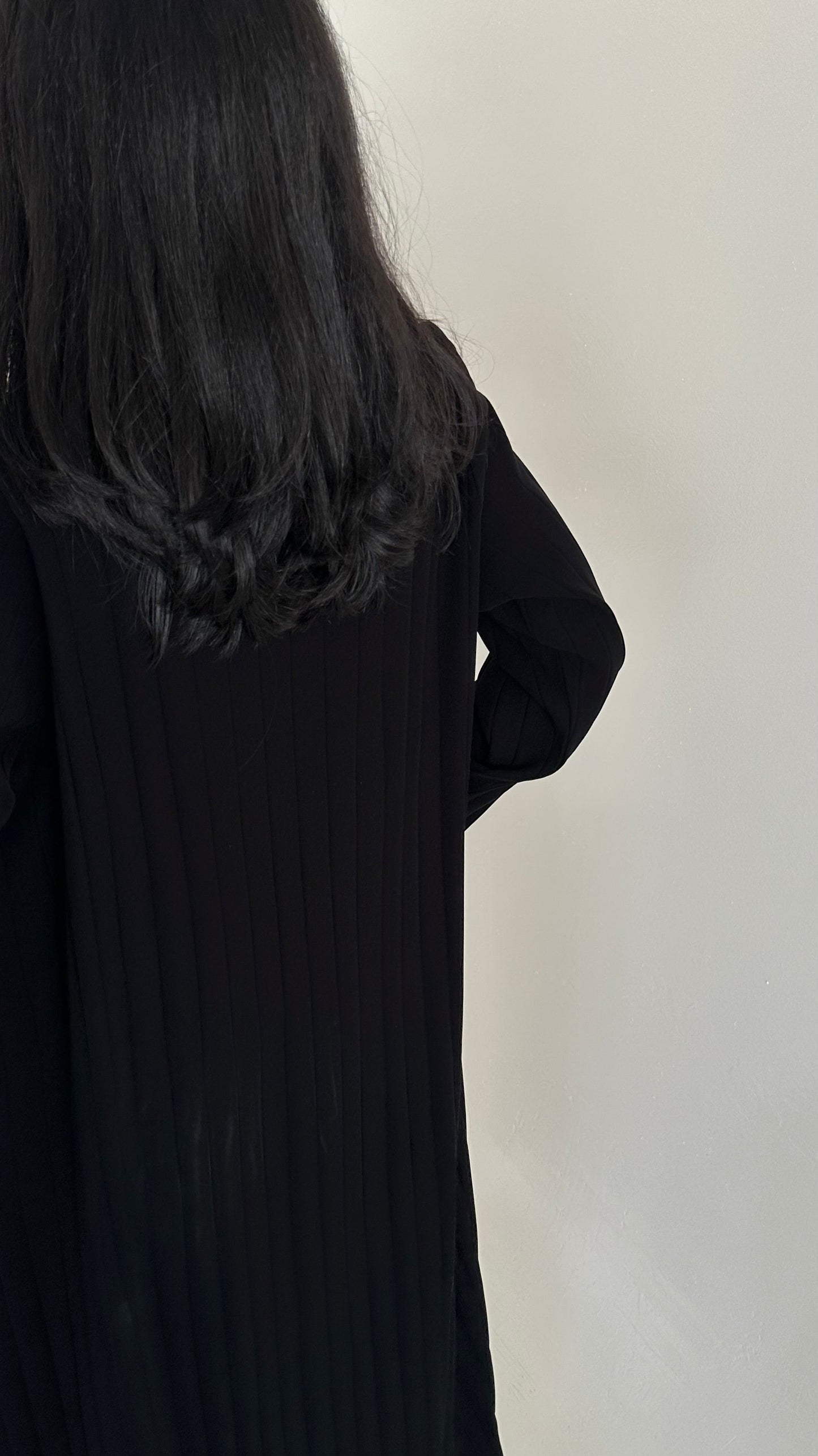 01 black